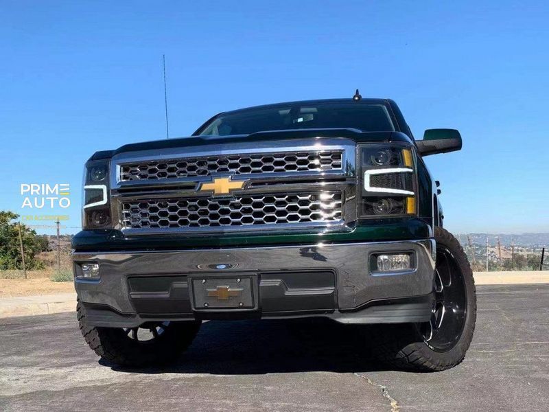 Lampy przednie Chevrolet Silverado 1500 2014-2015 PRO seria kolor Alpha-Black AlphaRex 880247