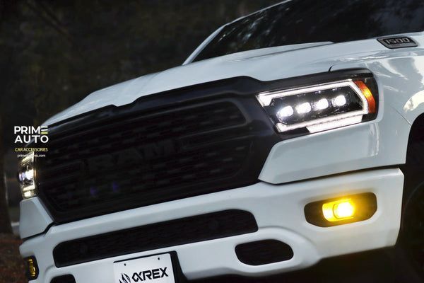 Lampy przednie Ram 1500 2019- 2025 LUXX-Series Alpha-Black AlphaRex 880575