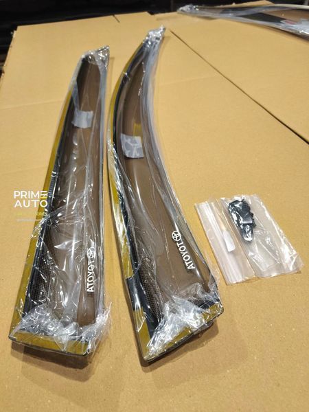 Owiewki do szyb samochodowych prz&oacute;d+tył num 4 Toyota RAV4 2016 - 2018 Toyota PW162-0R002