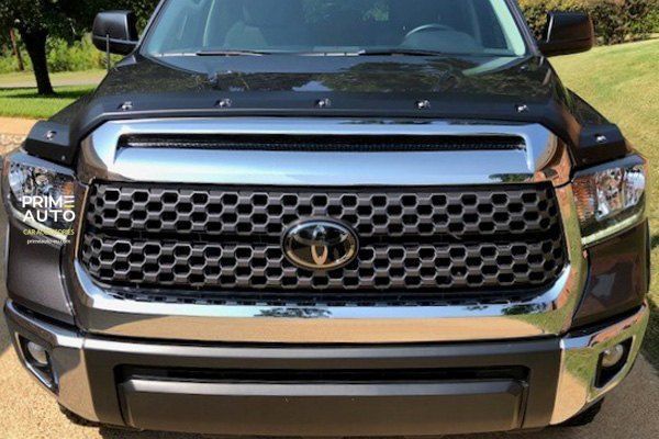 Deflektor maski Tough Guard Toyota Tundra 2014-2021 teksturowany FormFit TG20J14