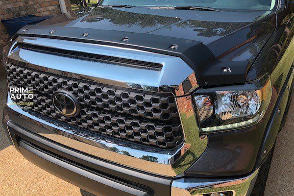 Deflektor maski Tough Guard Toyota Tundra 2014-2021 teksturowany FormFit TG20J14