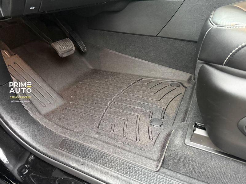 Dywaniki gumowe 3D Liners High Performance prz&oacute;d Jeep Grand Cherokee 2021 - 2026 czarny WeatherTech 4416961IM