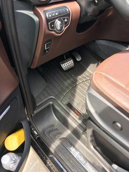Covorașe cauciuc 3D Liners faţă Mercedes-Benz V-Class 2014+ negru WeatherTech 448731