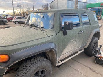 Owiewki do szyb samochodowych prz&oacute;d+tył num 4 szt wstawiony Toyota FJ Cruiser 2007 - 2014 WeatherTech 88422