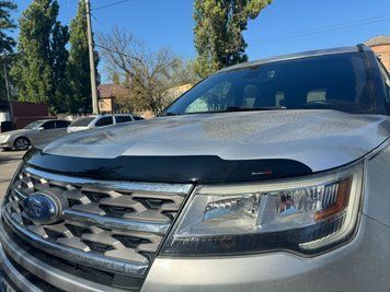 Спойлер капота Ford Explorer 2016 - 2019 WeatherTech 55108 55108 фото