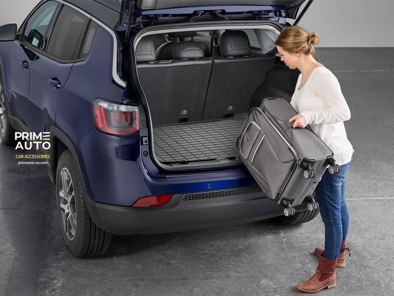 Folia protejează &icirc;mpotriva zg&acirc;rieturilor BMW i5 2024 WeatherTech SP0710