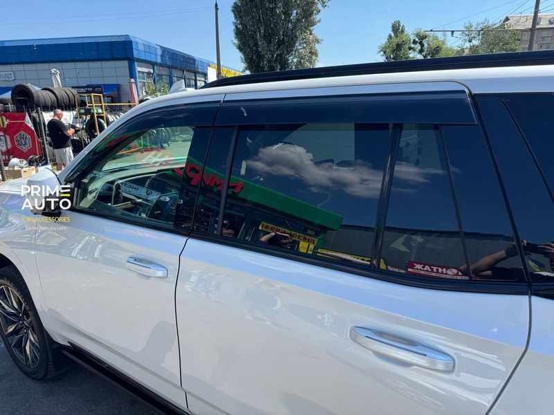 Дефлекторы окон к-т 4 шт с черным хромированным молдингом Chevrolet Tahoe 2021 - 2025 Wellvisors 3-847CH035 3-847CH035 фото