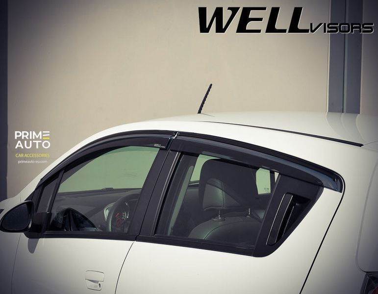Owiewki do szyb samochodowych num 4 szt z czarna chromowana listwa Chevrolet Spark 2013 - 2015 Wellvisors 3-847CH005