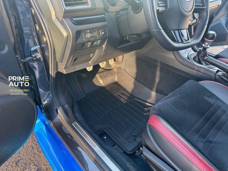 Dywaniki gumowe 3D Liners prz&oacute;d Subaru WRX 2015 - 2021 czarny WeatherTech