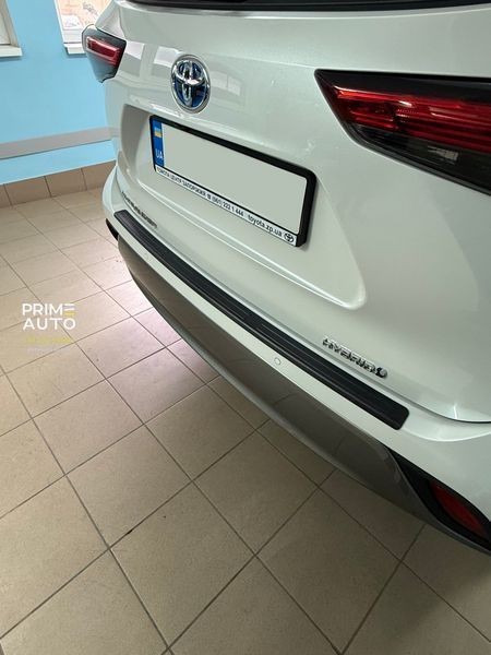 Nakładka na tylny zderzak plastikowy Toyota Highlander 2020 + WeatherTech BP0013