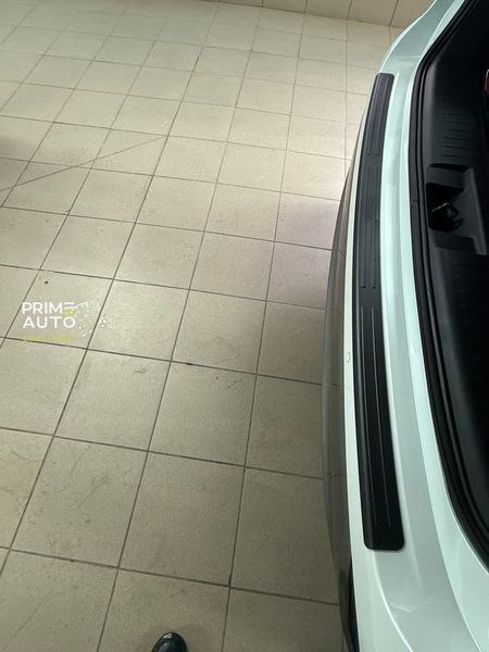 Nakładka na tylny zderzak plastikowy Toyota Highlander 2020 + WeatherTech BP0013