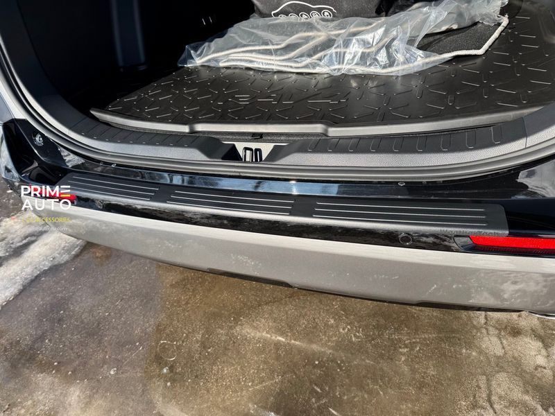 Nakładka na tylny zderzak plastikowy Toyota RAV4 2019 - 2024 WeatherTech BP0014