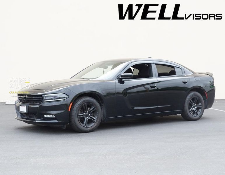 Дефлекторы окон к-т 4 шт с черным хромированным молдингом Dodge Charger 2006 - 2011 Wellvisors 3-847DG011 3-847DG011 фото