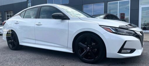 Deflektor maski Nissan Sentra 2020-2025 USA gładki FormFit HD13B20