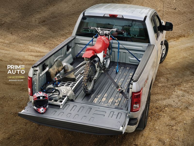 UnderLiner Ford F-450 2009 - 2016 Black WeatherTech 32U8209