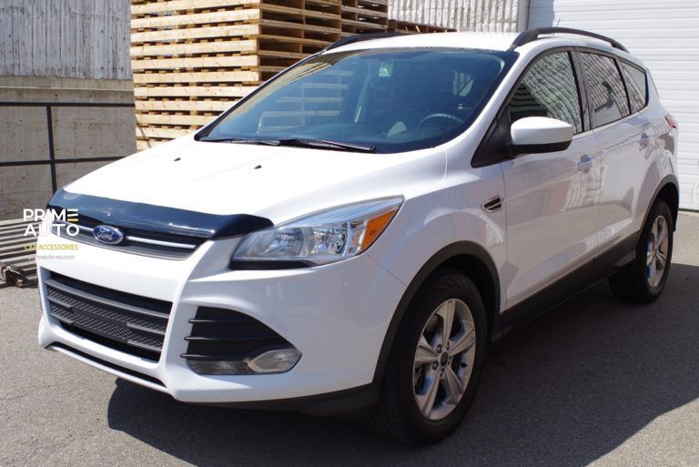 Deflektor maski Ford Escape 2013-2016 gładki FormFit RFF014