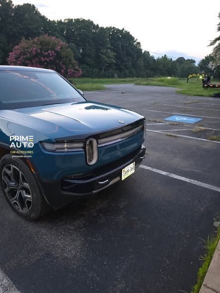 Spoiler maski Rivian R1S 2022 - 2026 WeatherTech 55246