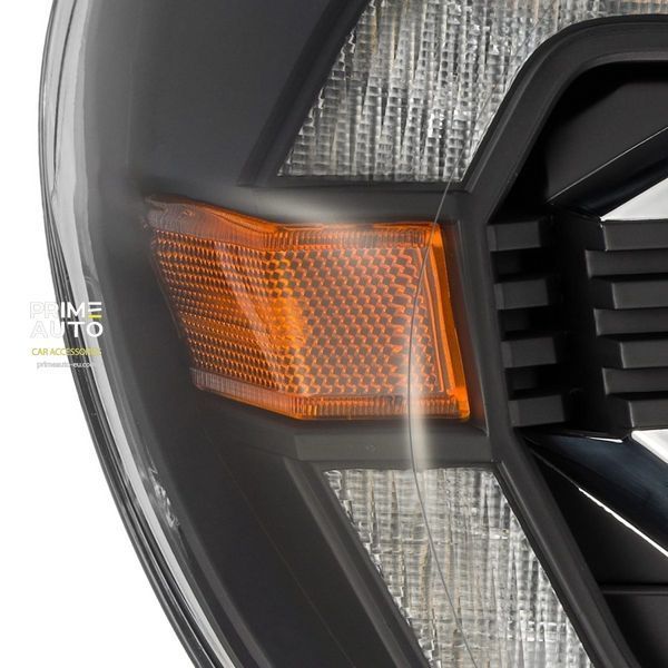Lampy przednie Toyota Tacoma 2012-2015 LED LUXX seria czarny AlphaRex 880751