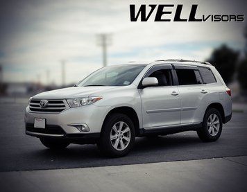 Window Deflectors 4pcs Set with Chrome Trim Toyota Highlander 2008-2013 Wellvisors 3-847TY016