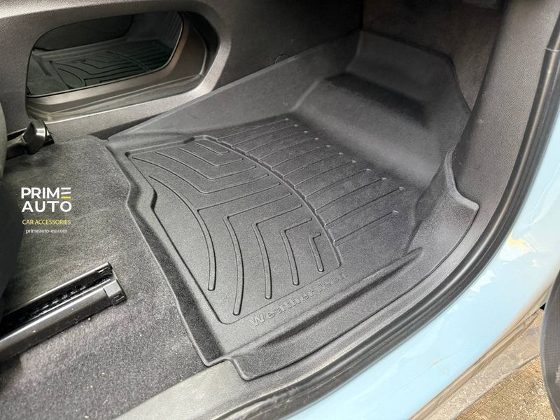 Dywaniki gumowe 3D Liners High Performance prz&oacute;d Chevrolet Bolt EV 2017 - 2023 czarny WeatherTech 4411701IM