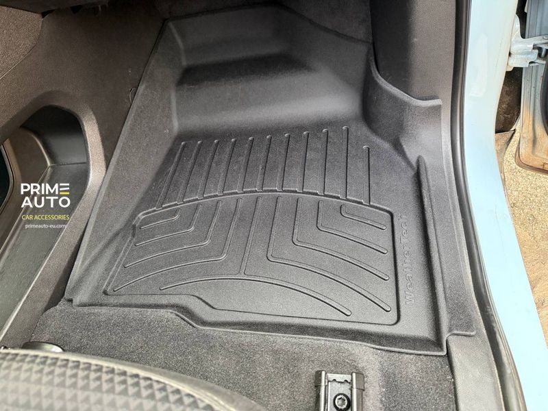 Dywaniki gumowe 3D Liners High Performance prz&oacute;d Chevrolet Bolt EV 2017 - 2023 czarny WeatherTech 4411701IM