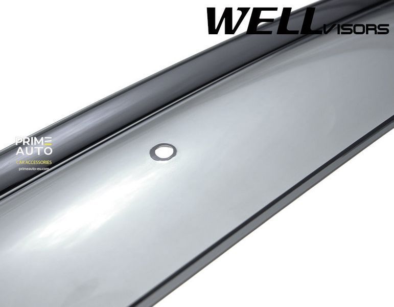 Дефлекторы окон к-т 4 шт с черным хромированным молдингом Ford Focus 2012 - 2018 Wellvisors 3-847FD001 3-847FD001 фото