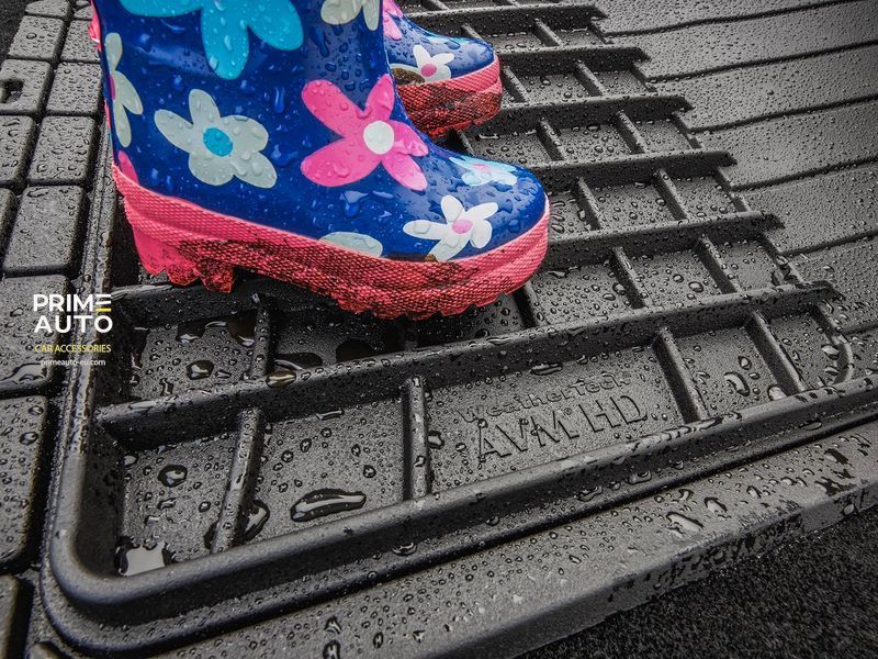 Covorașe universale din cauciuc cu o margine HeavyDuty negru WeatherTech 11AVMSBHD