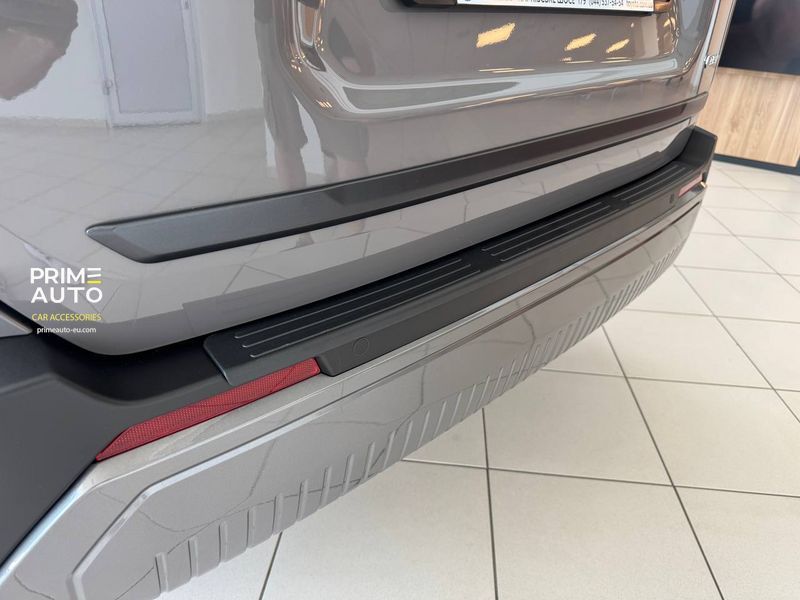BumperTopper Toyota RAV4/Plug-In Hybrid 2026 + Black WeatherTech BP0197