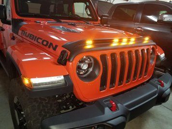 Hood Spoiler With LED Strip Jeep WRANGLER(JL) 2018-2025 Aeroskin Lightshield Black Matte AVS 753156