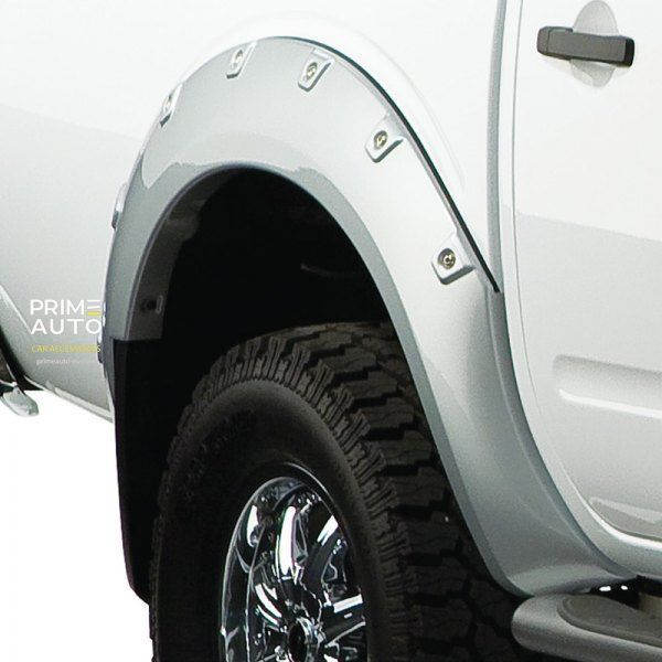 Poszerzenia nadkoli ustawić 4 szt Nissan Frontier 2022-2025 Pocket-style czarny Bushwacker 70911-02