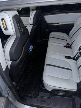 Covorașe cauciuc 3D Liners 2-lea r&acirc;nd Rivian R1S 2025 negru WeatherTech 4417772