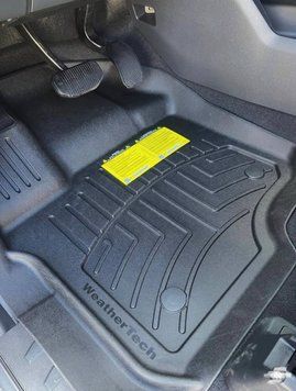 Dywaniki gumowe 3D Liners High Performance prz&oacute;d Ford F-150 2015 + czarny WeatherTech 446971IM