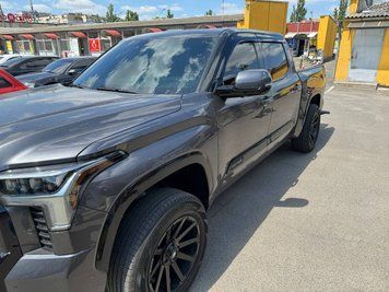 Window Deflectors 4pcs Set Premium Series Toyota Tundra 2022-2025 Crew Max Wellvisors 3-847TY067