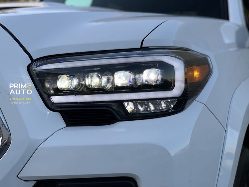 Faruri faţă Toyota Tacoma 2016- 2025 LED NOVA series negru AlphaRex 880707