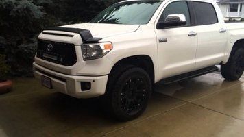 Deflector capota Toyota Tundra 2007-2013 Bugflector fum-&icirc;ntunecat AVS 23354