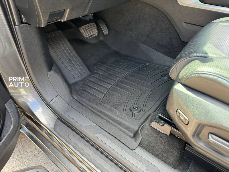 Covorașe cauciuc 3D Liners High Performance faţă Toyota Tundra 2022 + negru WeatherTech 4417081IM