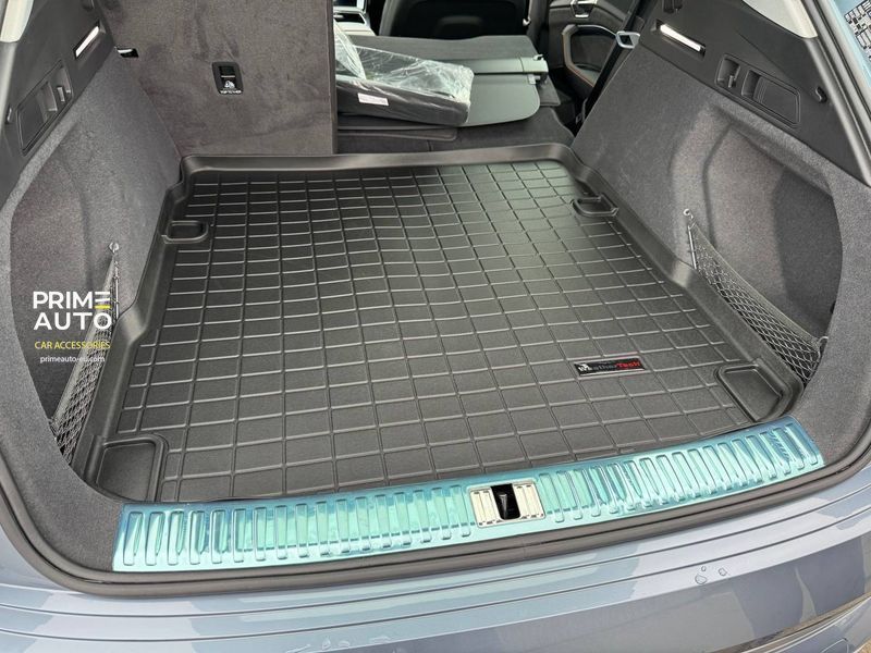 Килим в багажник Audi e-tron 2019-2023 чорний WeatherTech 401289 401289. фото