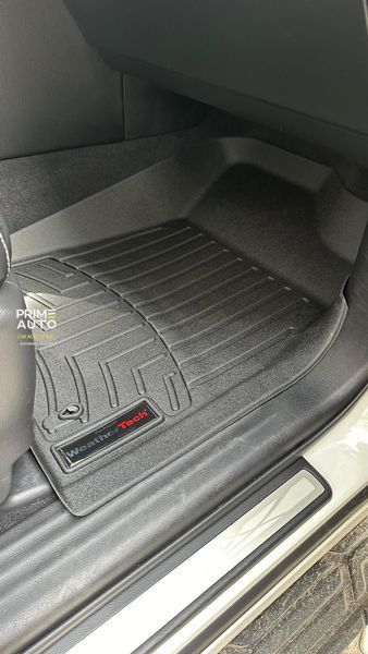 Dywaniki gumowe 3D Liners prz&oacute;d Infiniti QX80 2011 - 2018 czarny WeatherTech 443361